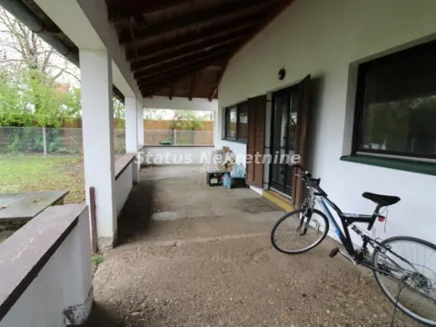 Prodaja, kuća, 330m², Čenej, Novi Sad Sve Podlokacije - image 17