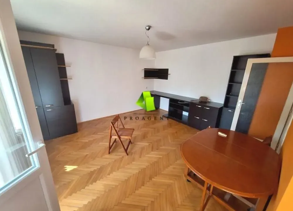 Izdavanje, dvosoban stan, 50m², Medijana, Niš