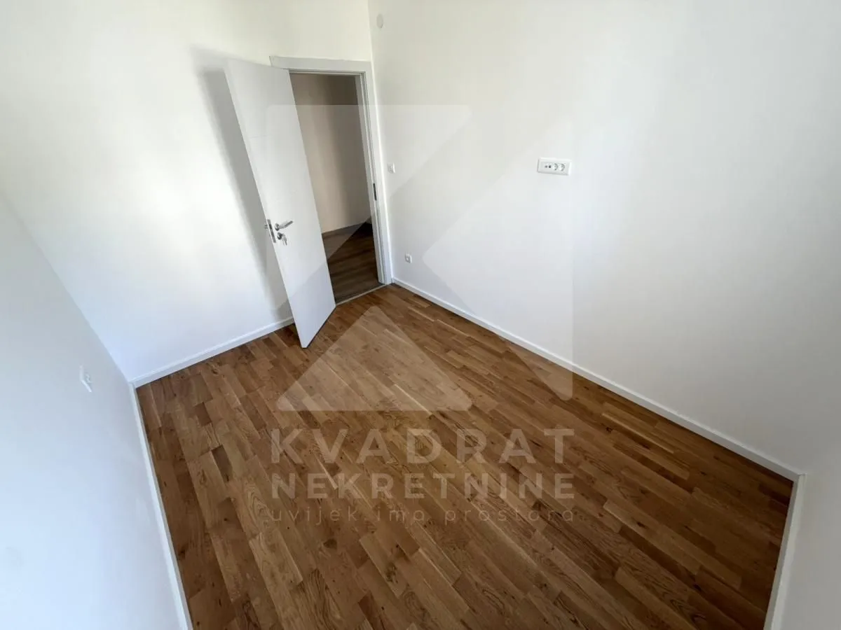 Prodaja, dvosoban stan, 64m², Tološi, Podgorica