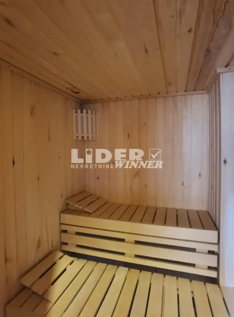 Rent, four bedroom apartment, 140m², Savski Venac, Beograd