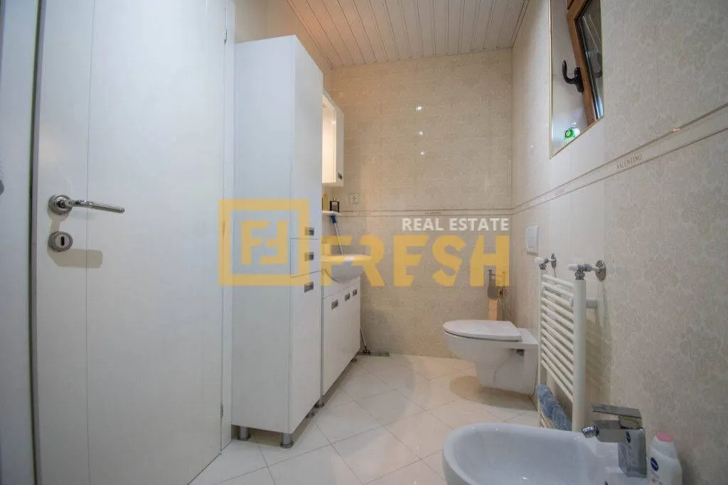Sale, house, 550m², Budva, Crna Gora