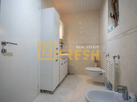 Sale, house, 550m², Budva, Crna Gora - image 26