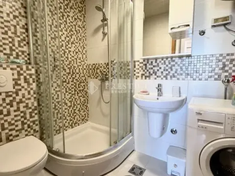 Rent, one bedroom apartment, 45m², City Kvart, Podgorica - image 11