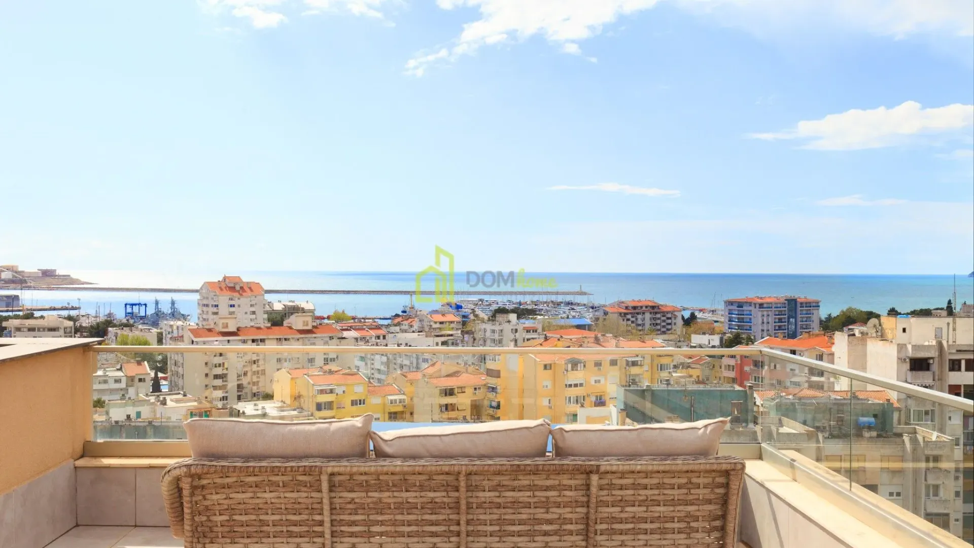Sale, two bedroom apartment, 296m², Bar, Crna Gora