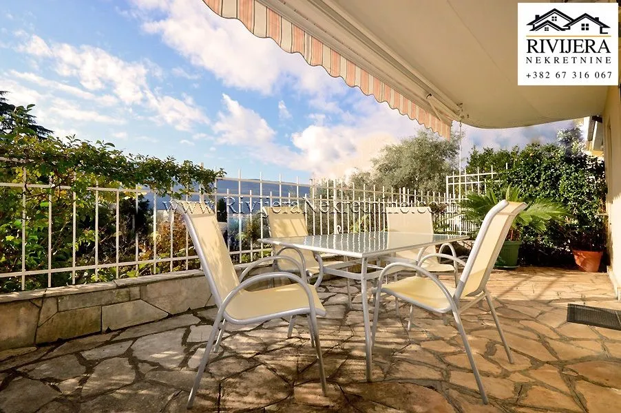 Prodaja, trosoban stan, 76m², Topla, Herceg Novi