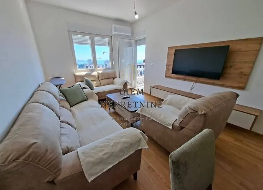Rent, one bedroom apartment, 43m², Ilino, Bar