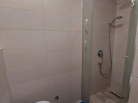 Izdavanje, dvosoban stan, 70m², Ljubović, Podgorica - image 24