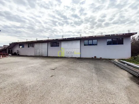 Rent, office space, 880m², Bandići, Danilovgrad - image 6