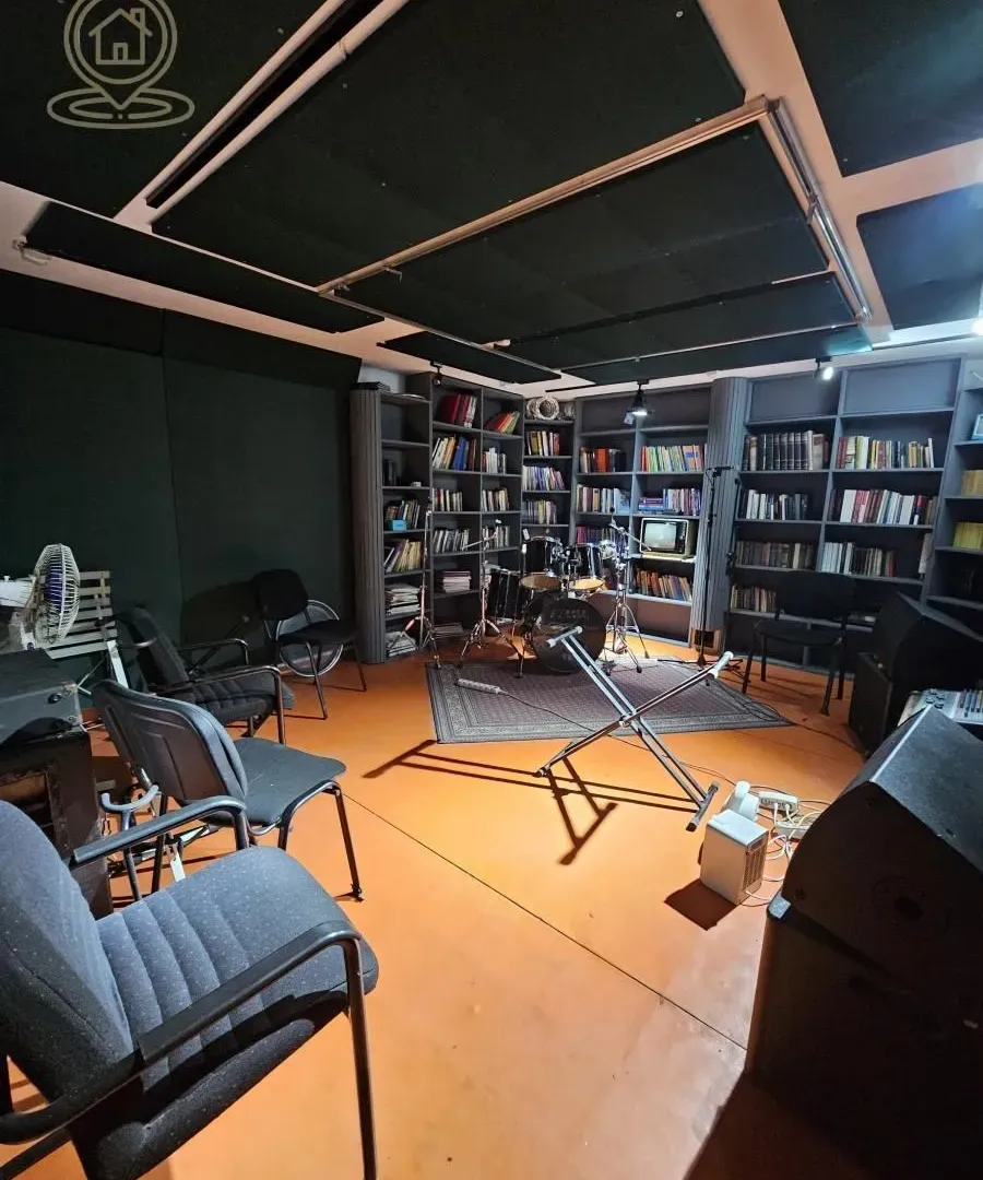 Rent, office space, 180m², Centar, Kragujevac