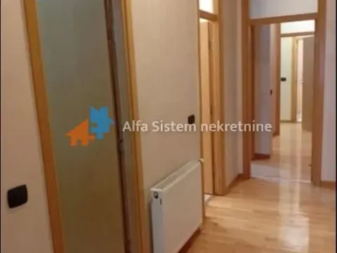 Izdavanje, trosoban stan, 98m², Savski Venac, Beograd - image 9