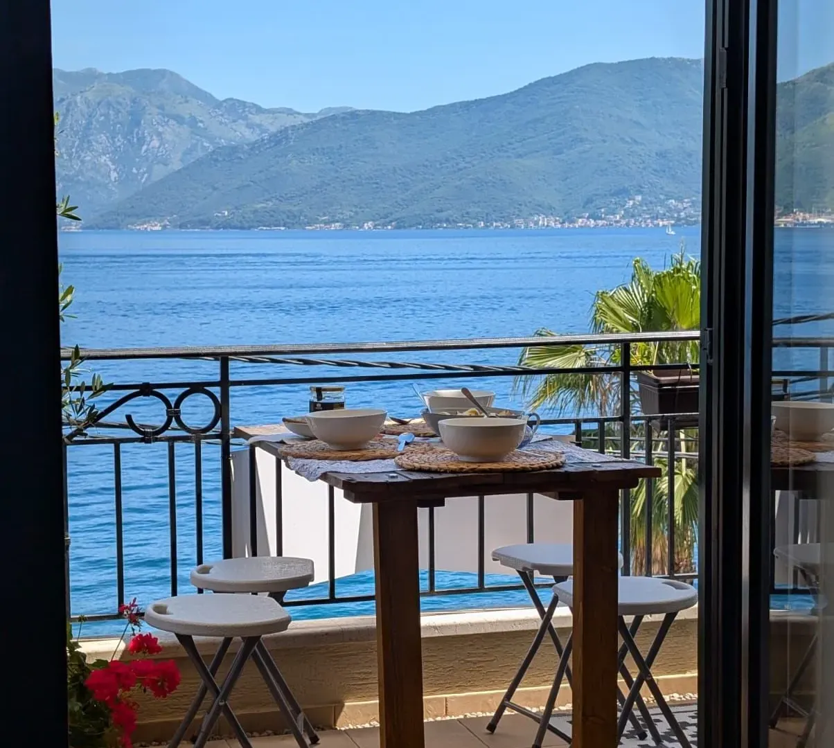 Prodaja, trosoban stan, 111m², Krašići, Tivat