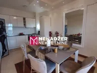 Izdavanje, četvorosoban stan, 140m², Centar, Podgorica - image 5