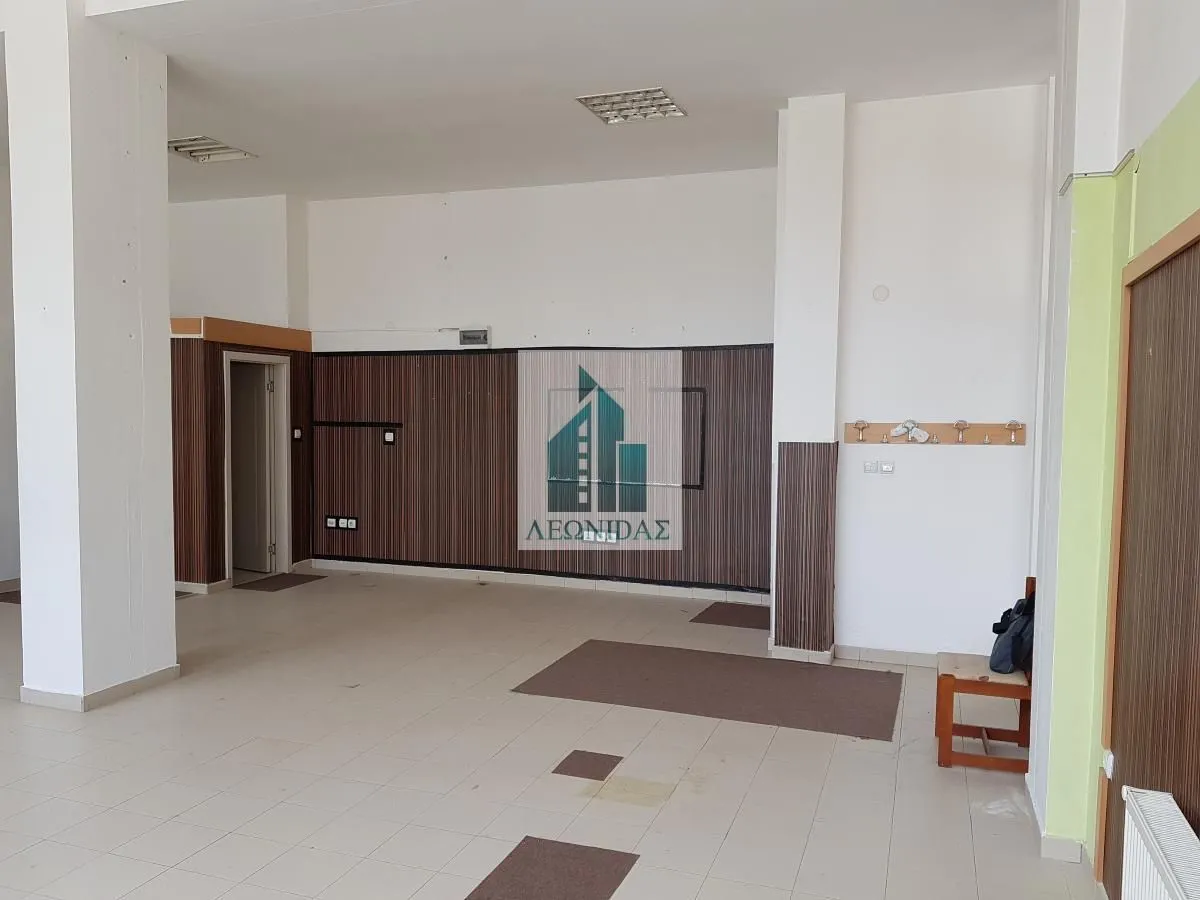 Sale, office space, 70m², Medijana, Niš