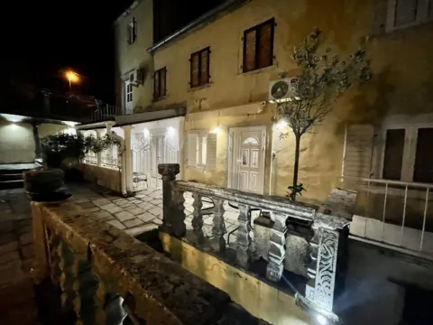 Prodaja, kuća, 114m², Prčanj, Kotor - image 6