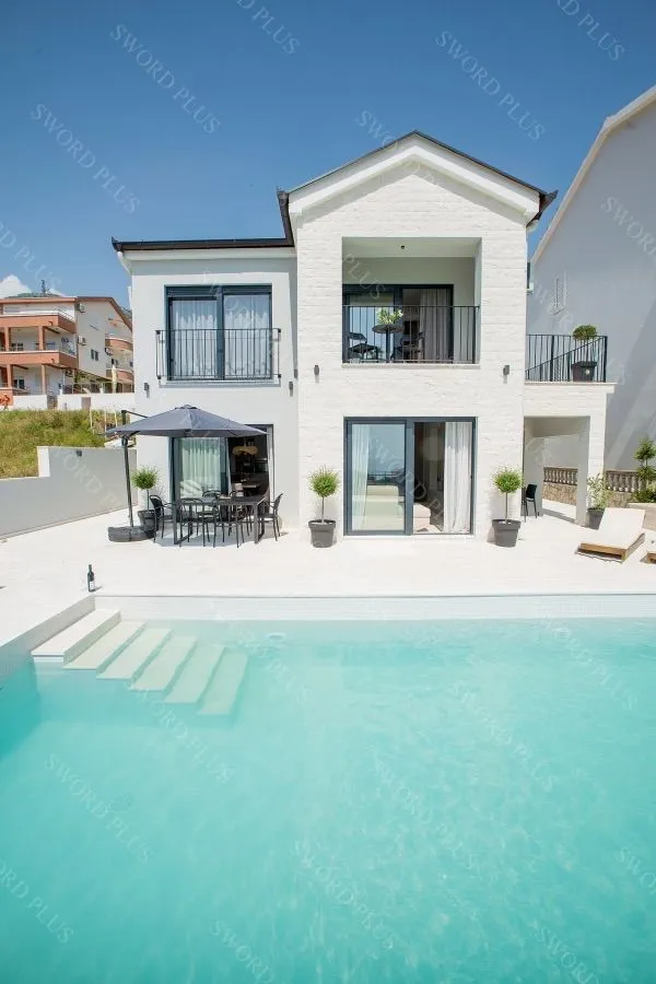 Sale, house, 160m², Centar, Budva