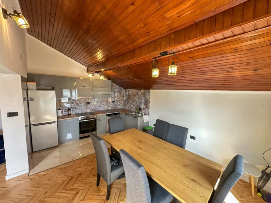 Rent, two bedroom apartment, 106m², Stari Aerodrom, Podgorica