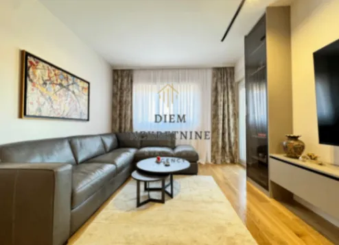 Izdavanje, stan, 74m², Central Point, Podgorica