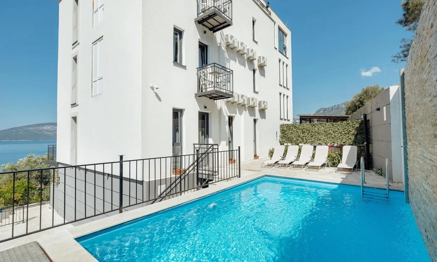 Prodaja, ugostiteljski objekat, 1000m², Kumbor, Herceg Novi