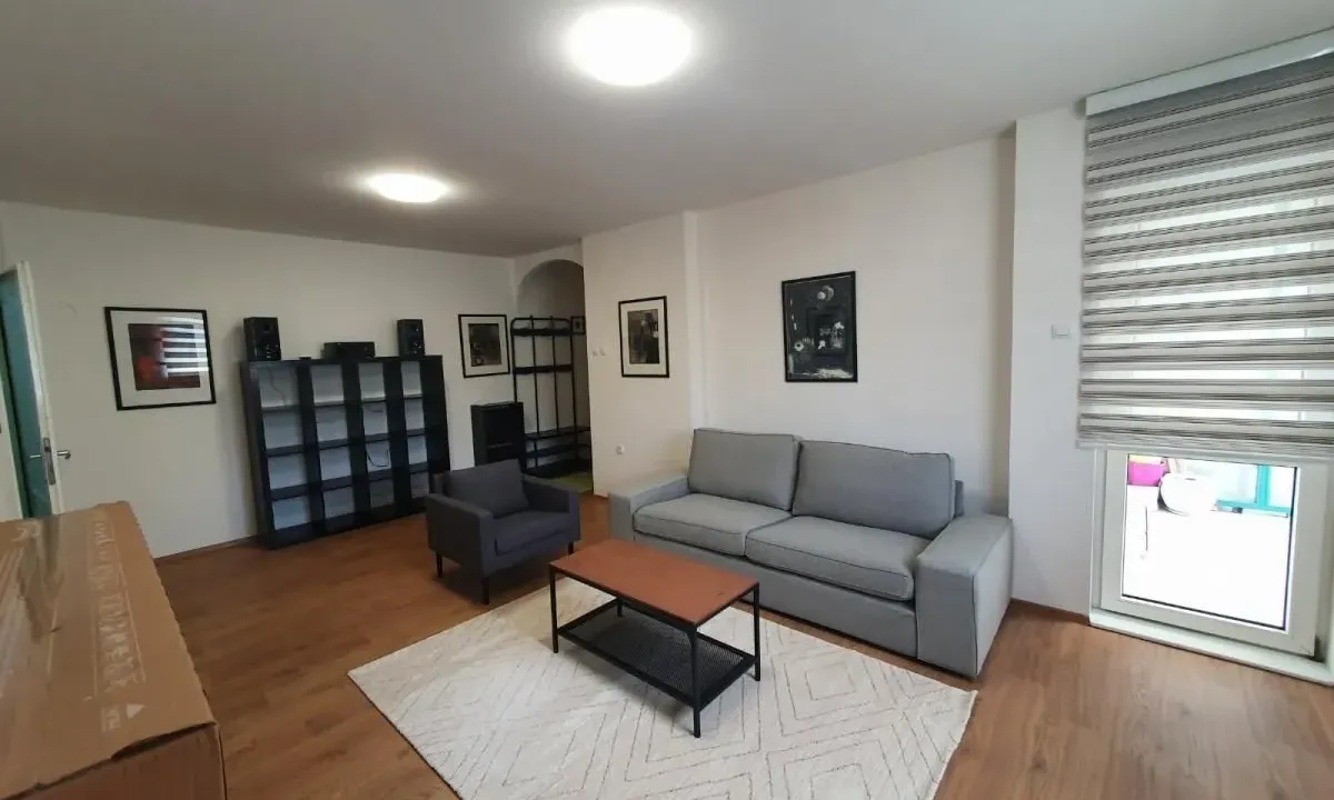 Izdavanje, dvosoban stan, 54m², Grbavica, Novi Sad Sve Podlokacije