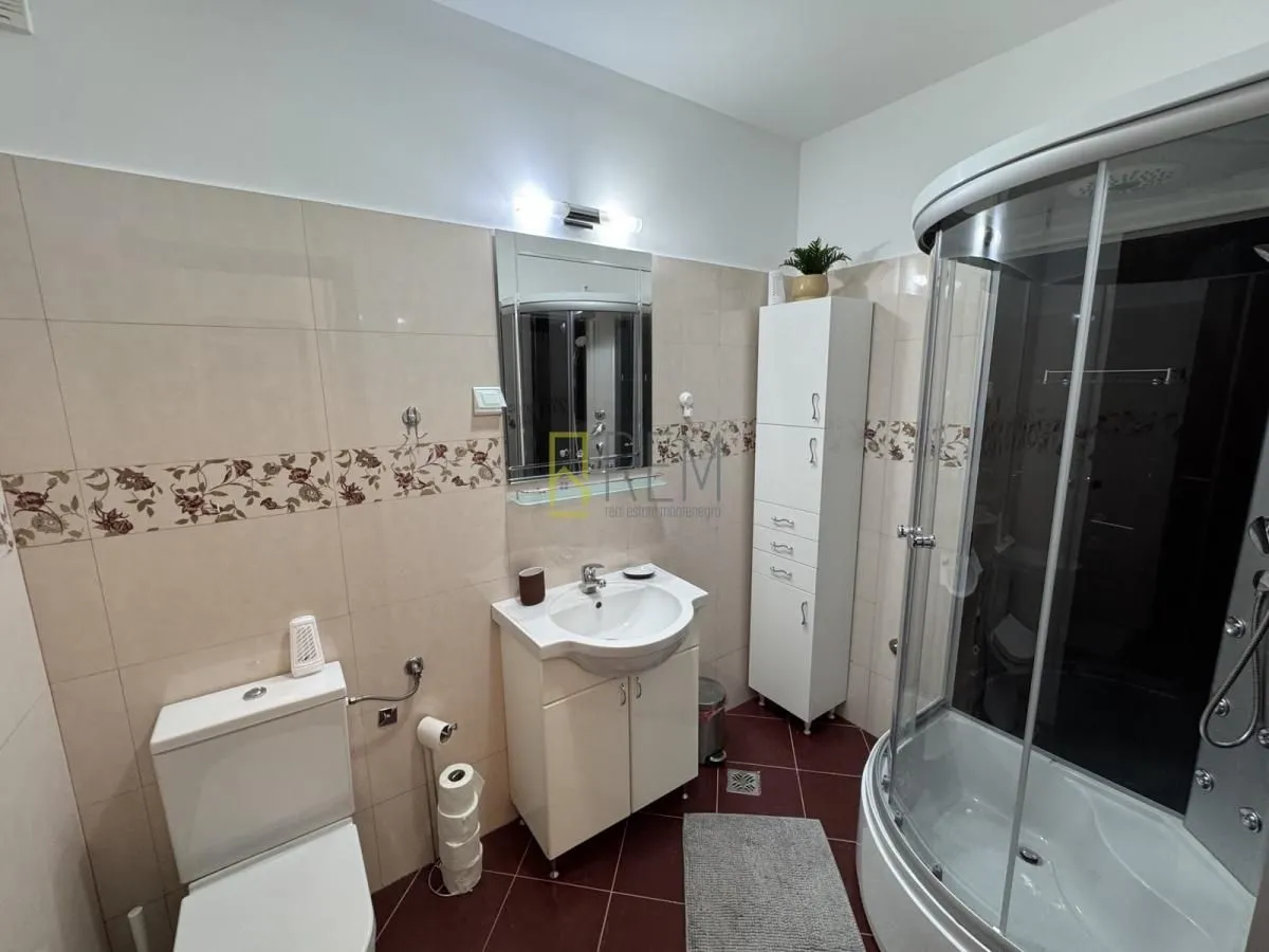 Rent, two bedroom apartment, 78m², Gorica C, Podgorica