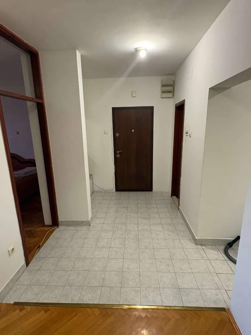 Rent, one bedroom apartment, 54m², Momišići, Podgorica