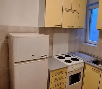 Izdavanje, garsonjera, 26m², Sajmište, Novi Sad - image 10
