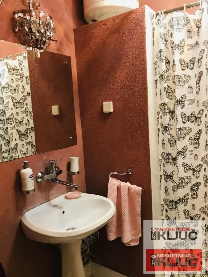 Prodaja, jednosoban stan, 30m², Centar, Novi Sad