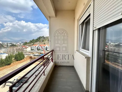 Rent, two bedroom apartment, 82m², Ljubović, Podgorica - image 12
