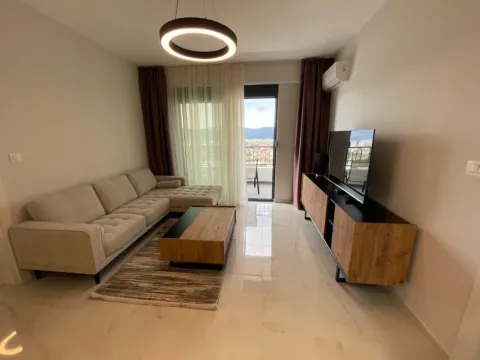 Izdavanje, dvosoban stan, 65m², Čeluga, Bar - image 2