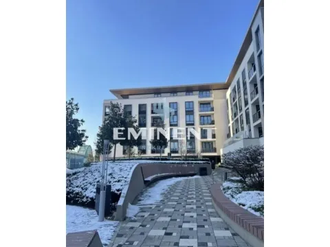 Izdavanje, trosoban stan, 90m², Savski Venac, Beograd - image 12