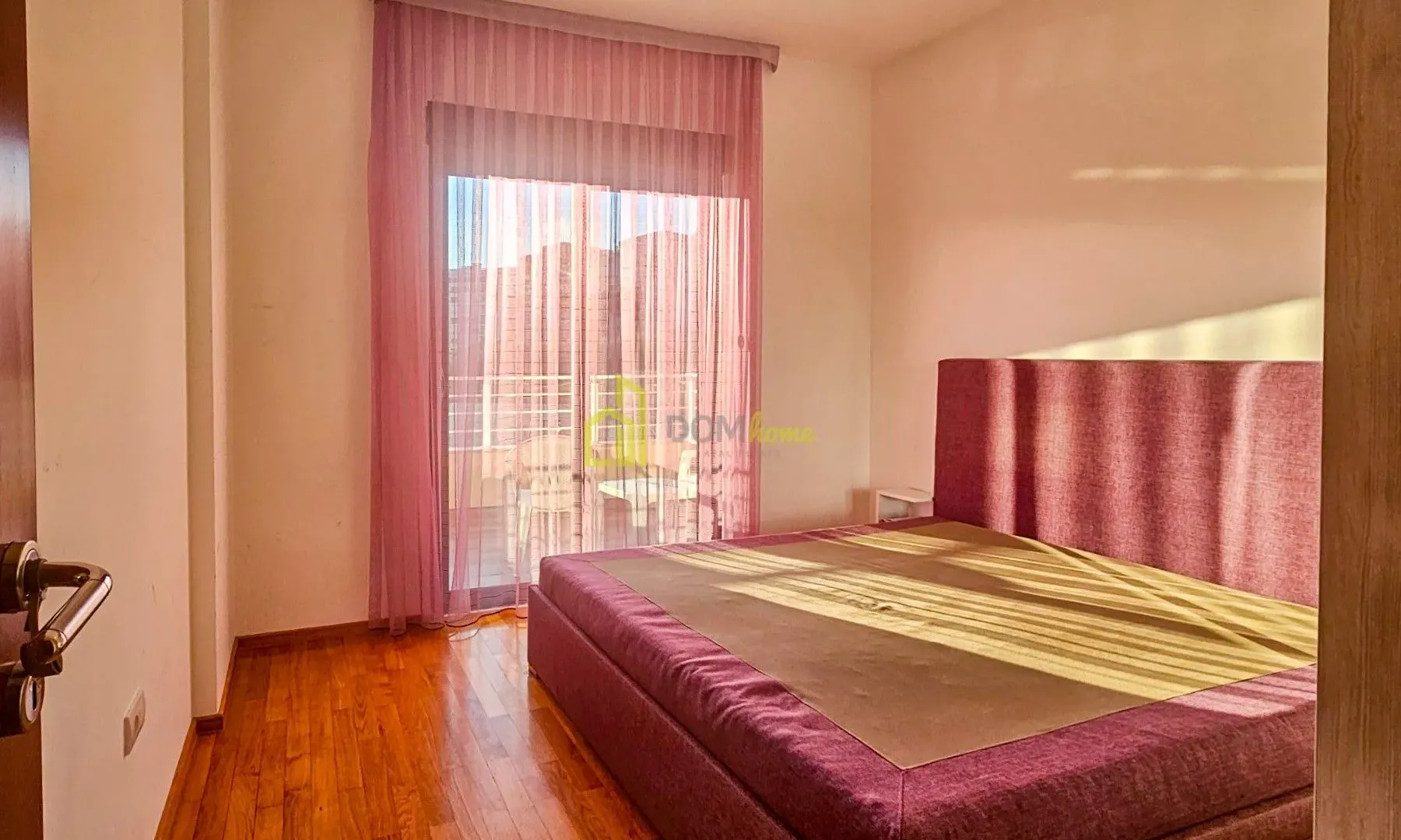 Rent, two bedroom apartment, 70m², Bečići, Budva