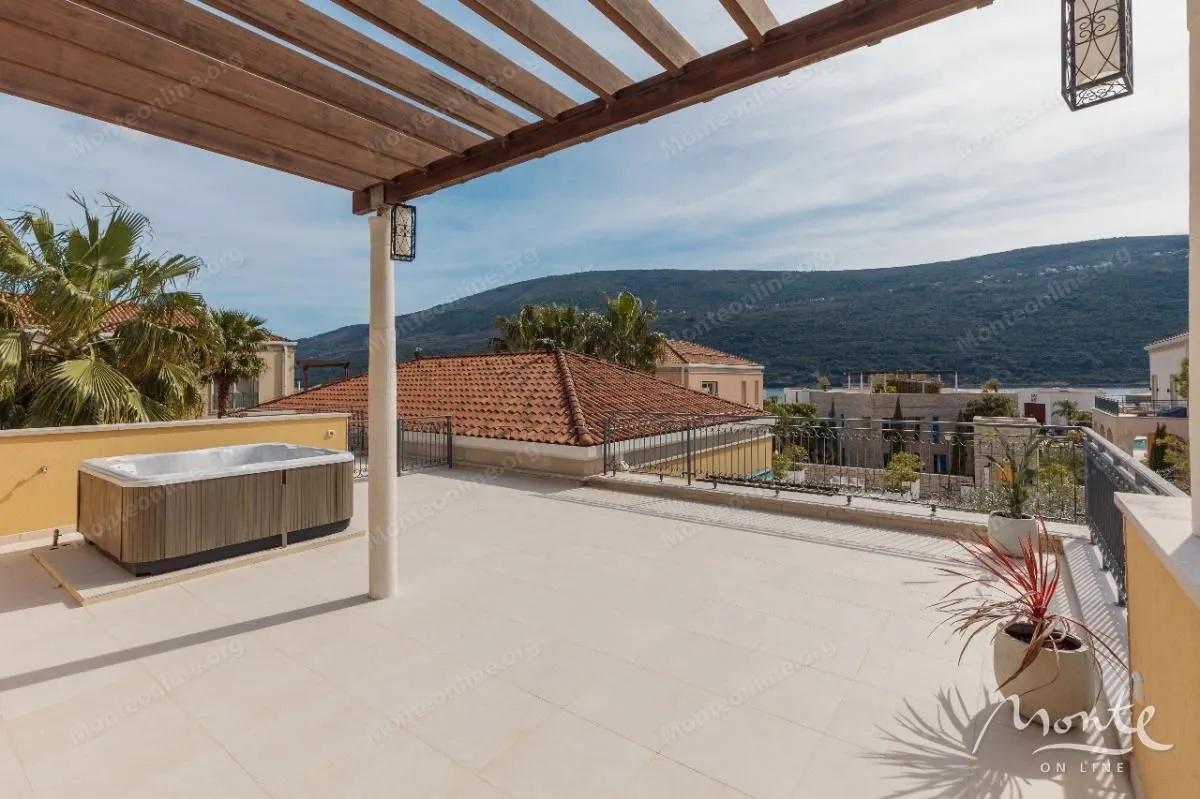 Prodaja, kuća, 287m², Kumbor, Herceg Novi