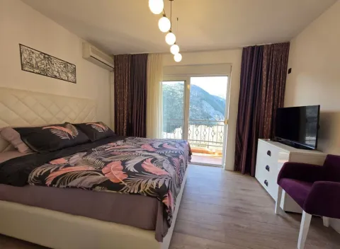 Sale, four bedroom apartment, 107m², Bečići, Budva - image 18