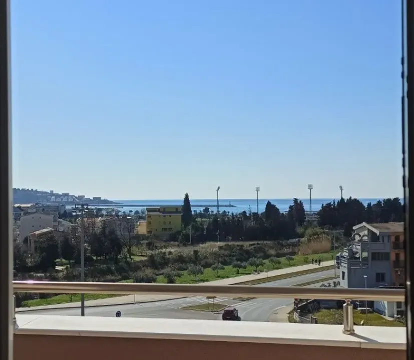 Daily-rent, one bedroom apartment, 40m², Ilino, Bar