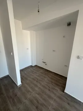 Sale, studio apartment, 30m², Šušanj, Bar - image 8