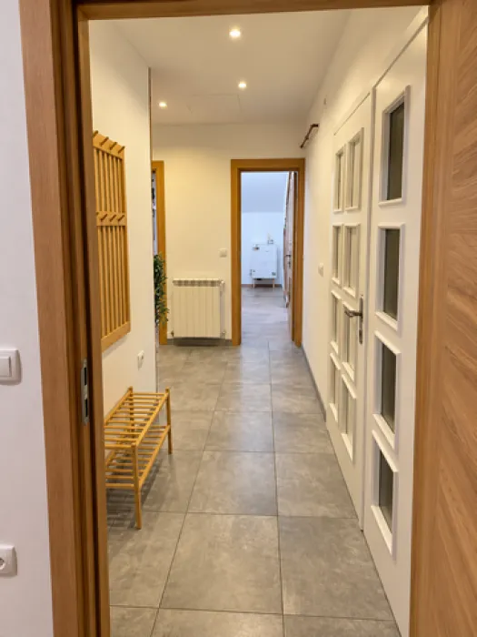 Izdavanje, četvorosoban stan, 90m², Košutnjak, Beograd