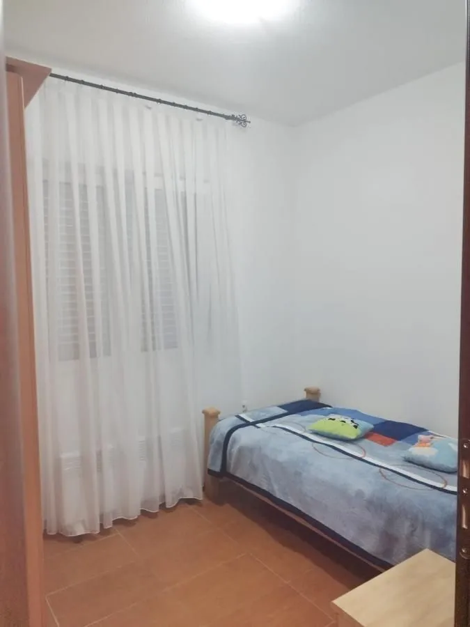Rent, three bedroom apartment, 84m², Centar, Tivat