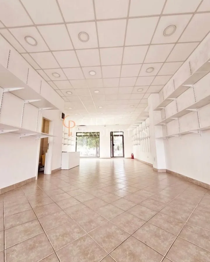 Rent, office space, 120m², Stari Aerodrom, Podgorica