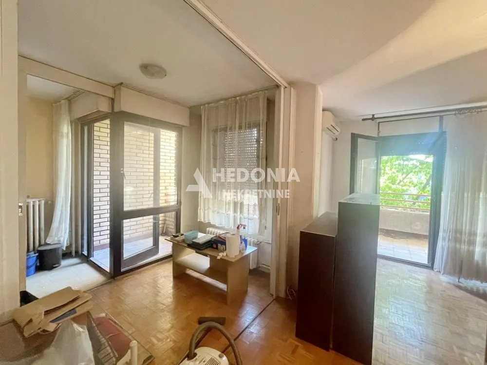 Prodaja, dvosoban stan, 63m², Čukarica, Beograd