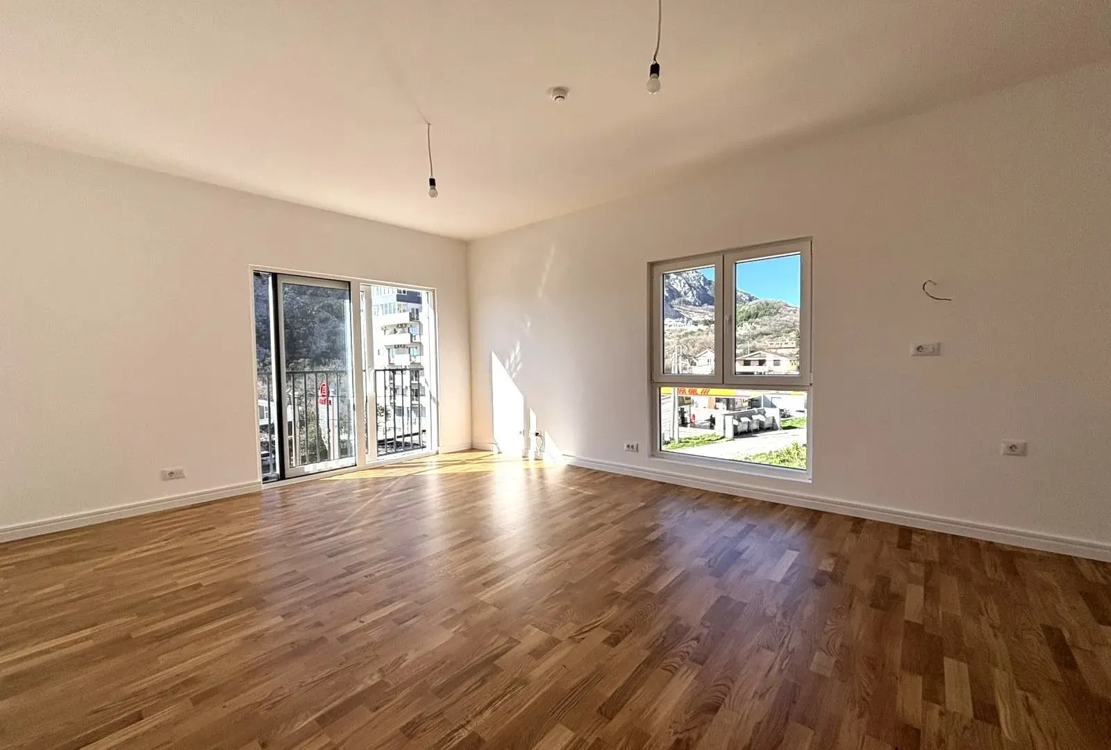 Sale, one bedroom apartment, 56m², Sutomore, Bar