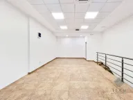 Rent, office space, 251m², Tološka šuma, Podgorica - image 1