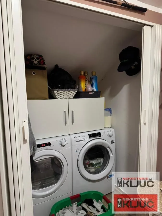 Prodaja, trosoban stan, 69m², Veternik, Novi Sad Sve Podlokacije