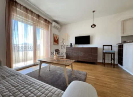 Rent, studio apartment, 33m², City Kvart, Podgorica