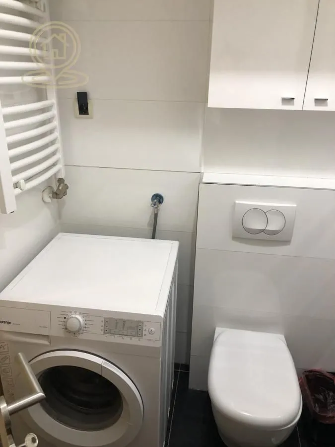 Prodaja, jednosoban stan, 42m², Adamovićevo Naselje, Novi Sad Sve Podlokacije