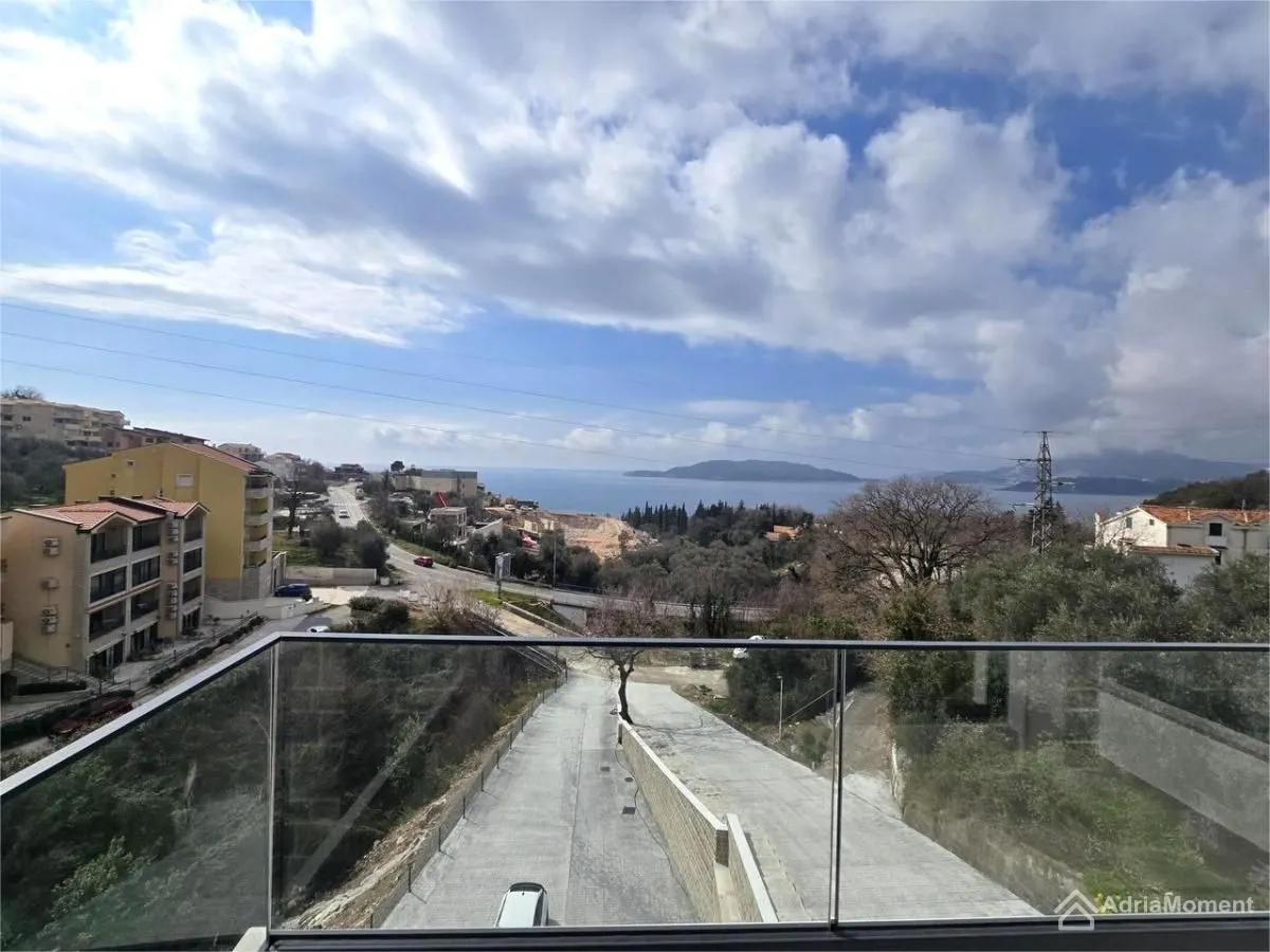 Prodaja, dvosoban stan, 114m², Kamenovo, Budva