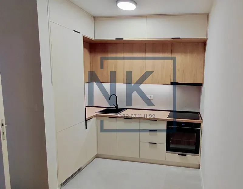 Izdavanje, jednosoban stan, 49m², Central Point, Podgorica