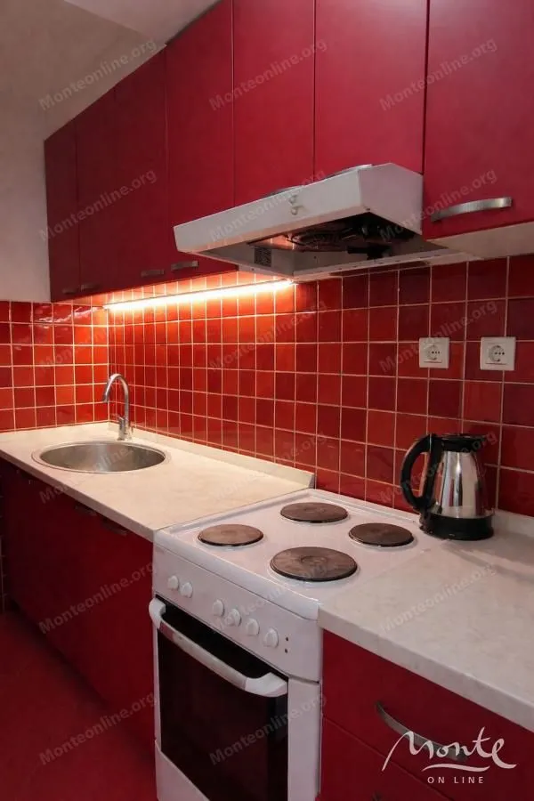 Prodaja, trosoban stan, 67m², Centar, Podgorica