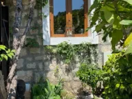 Izdavanje, kuća, 140m², Katun Reževići, Budva - image 3