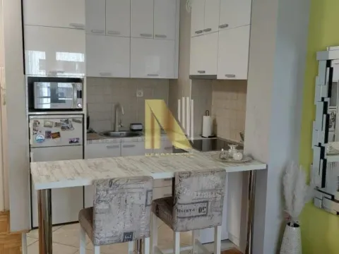 Izdavanje, jednosoban stan, 31m², Grbavica, Novi Sad Sve Podlokacije - image 7