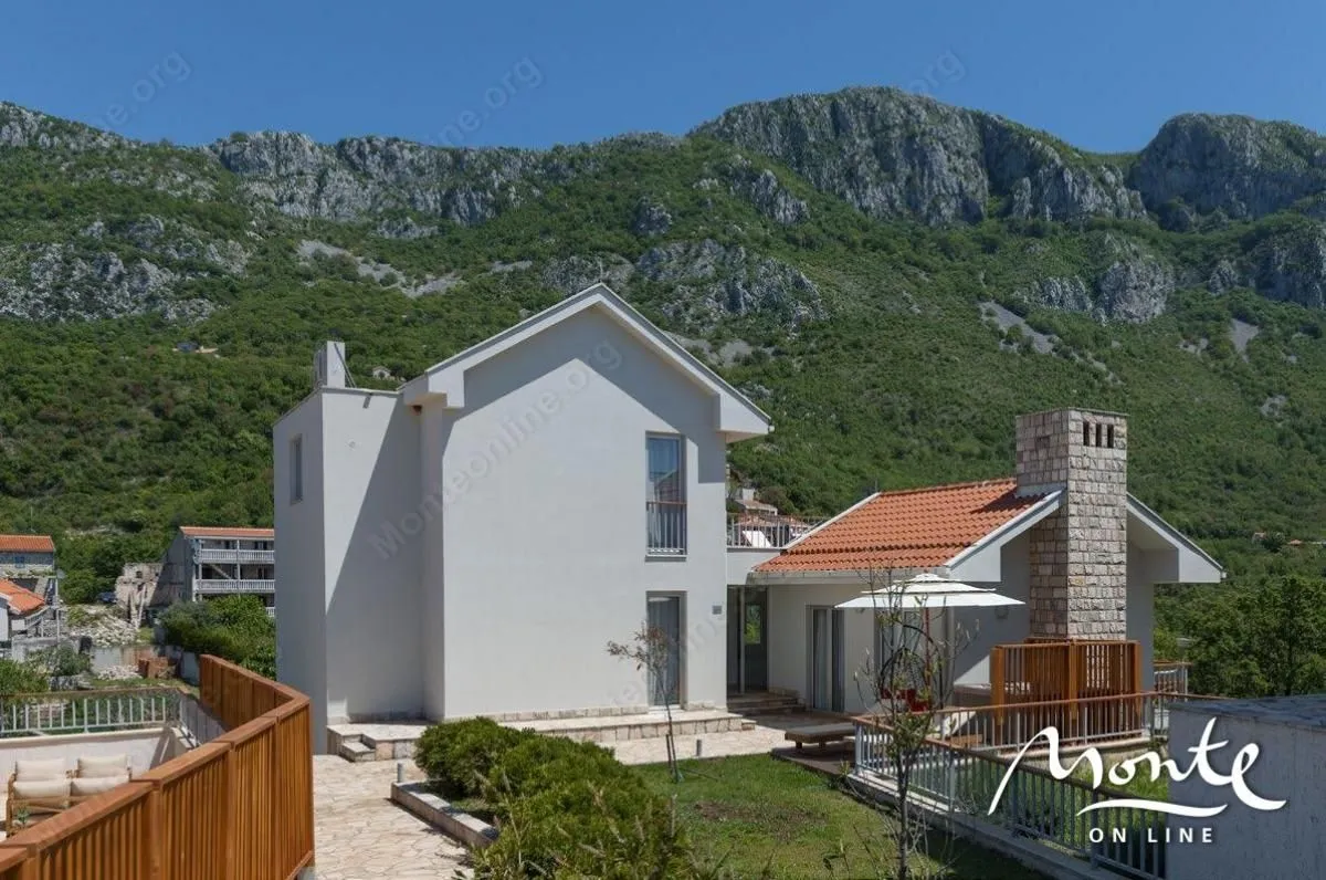 Sale, house, 159m², Sveti Stefan, Budva